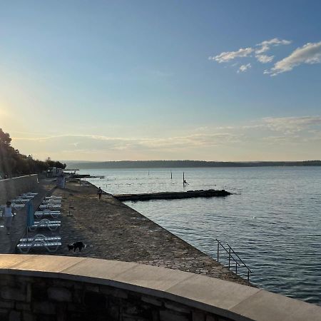 Апартаменти App Robi Novigrad  Екстер'єр фото